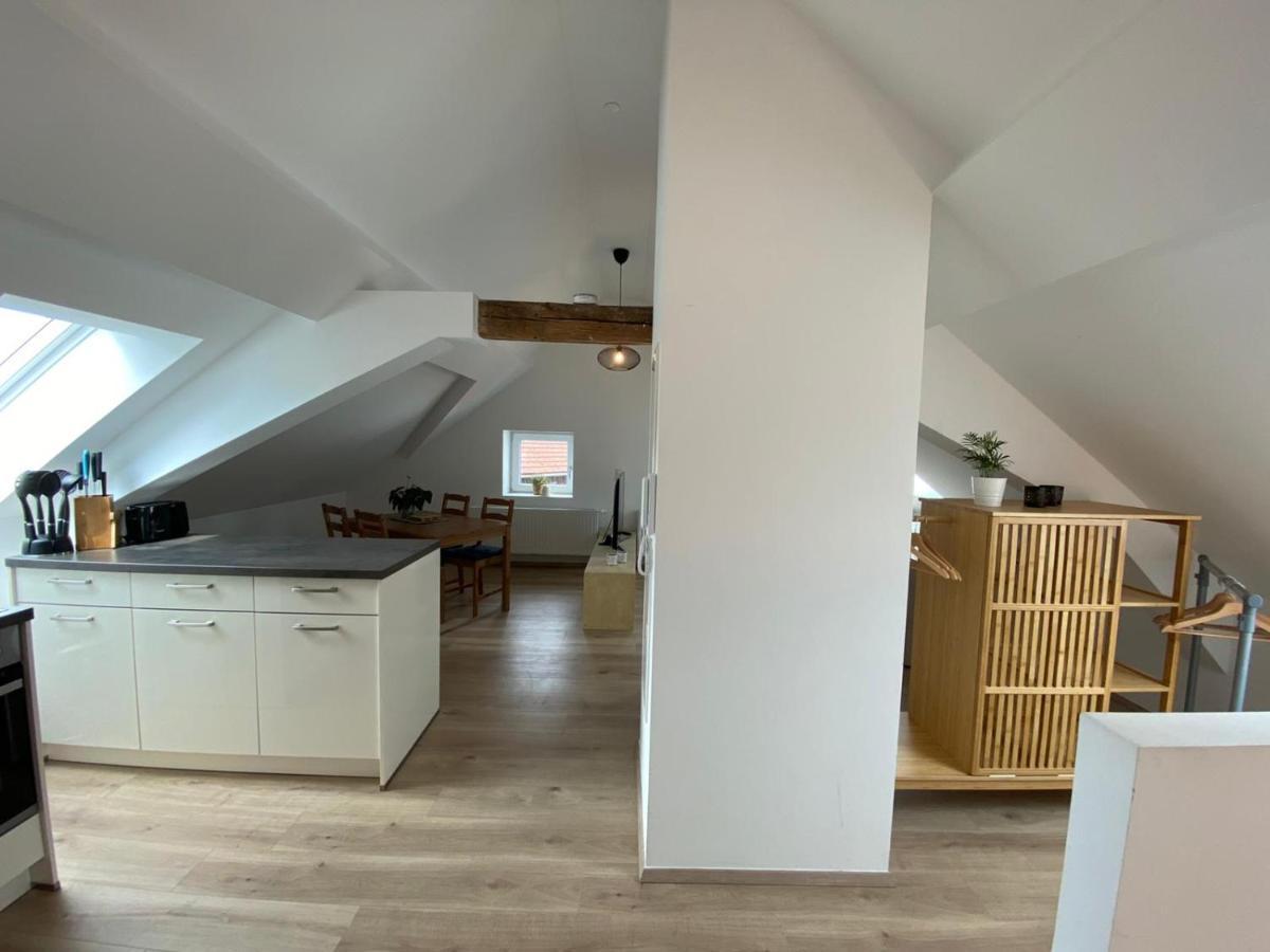 Helle 2 Zi. Wohnung Naehe Flughafen Muenchen Haimhausen  Экстерьер фото