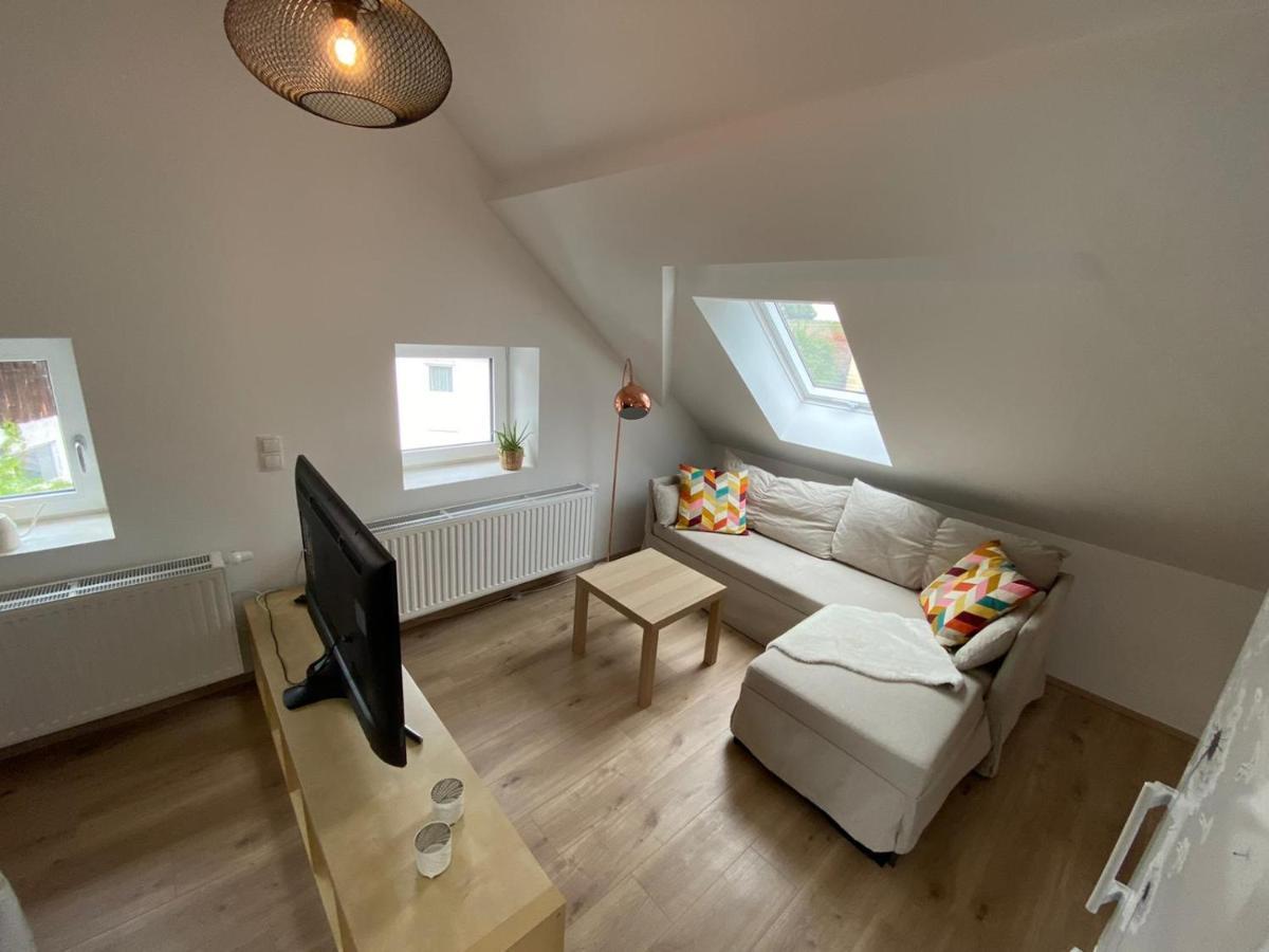 Helle 2 Zi. Wohnung Naehe Flughafen Muenchen Haimhausen  Экстерьер фото